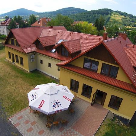 Pensjonat Lew Jaskiniowy Stronie Śląskie Kültér fotó